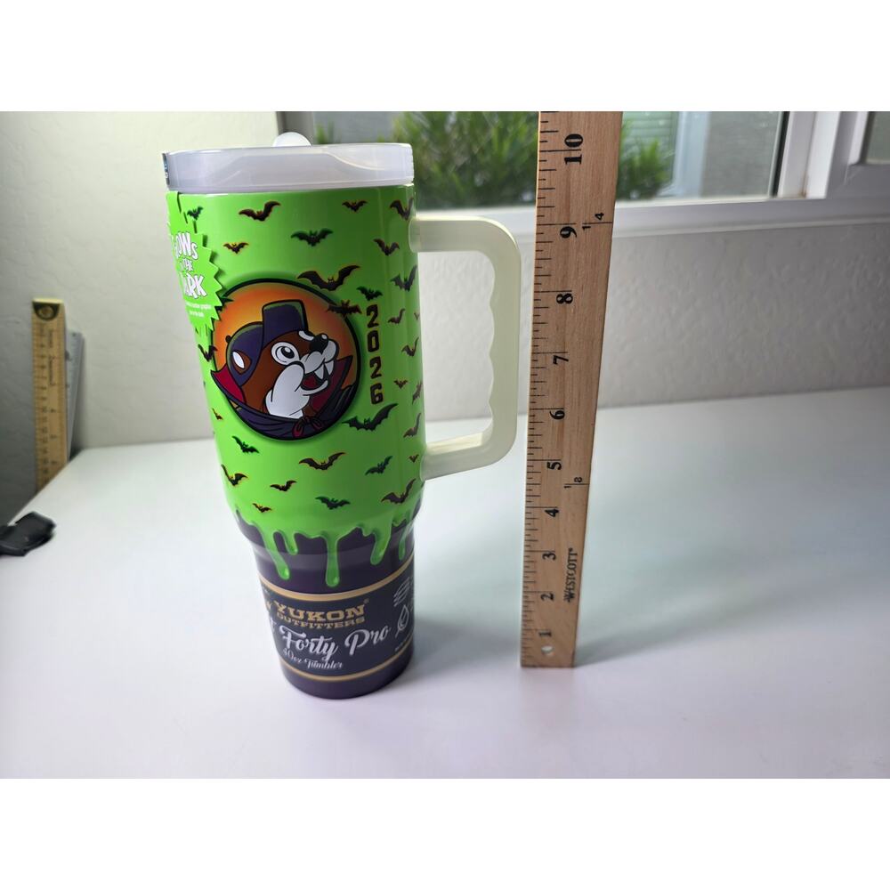 Buc-ees Spooky Nights 2026 Halloween 40oz Tumbler Glows in the Dark - NWT - Picture 9 of 12